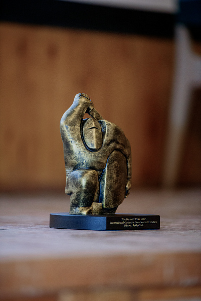 Andy Clark Receives First-Ever Dennett Prize